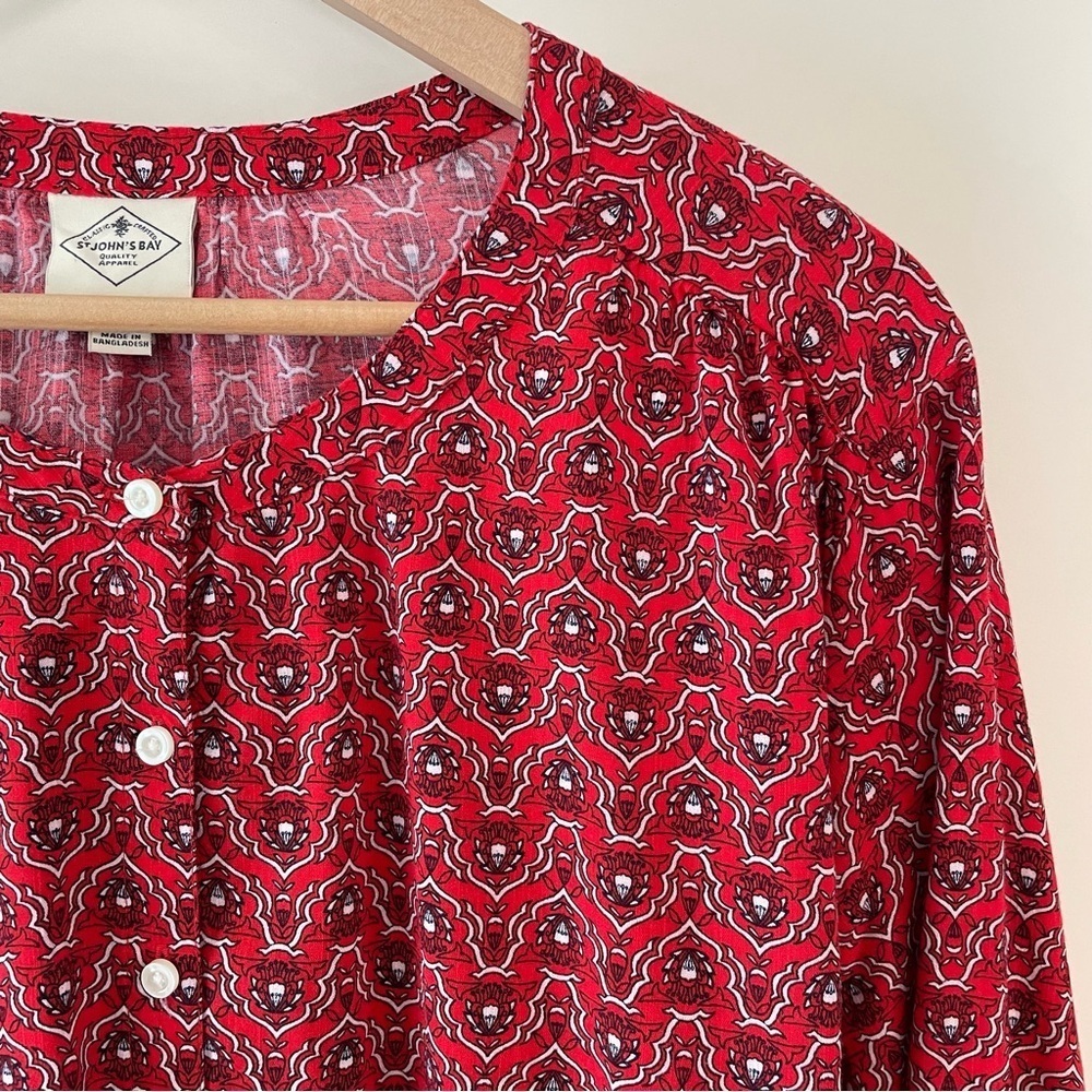 St. John's Bay Red & White Patterned Button-Down Collarless Top Size XXL